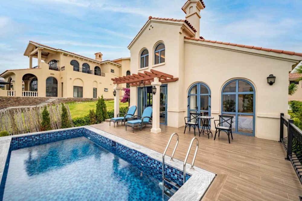 One Bedroom Villa Private Pool, Centara Mirage Resort Mui Ne 4*