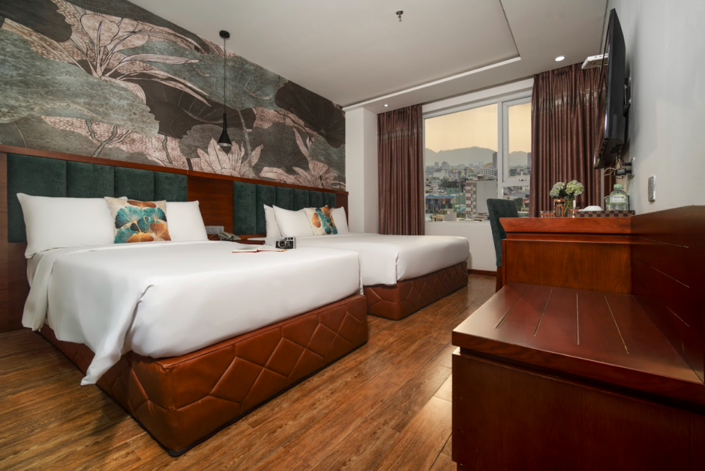 Superior/Deluxe Triple, Crystal Hotel Danang 3*