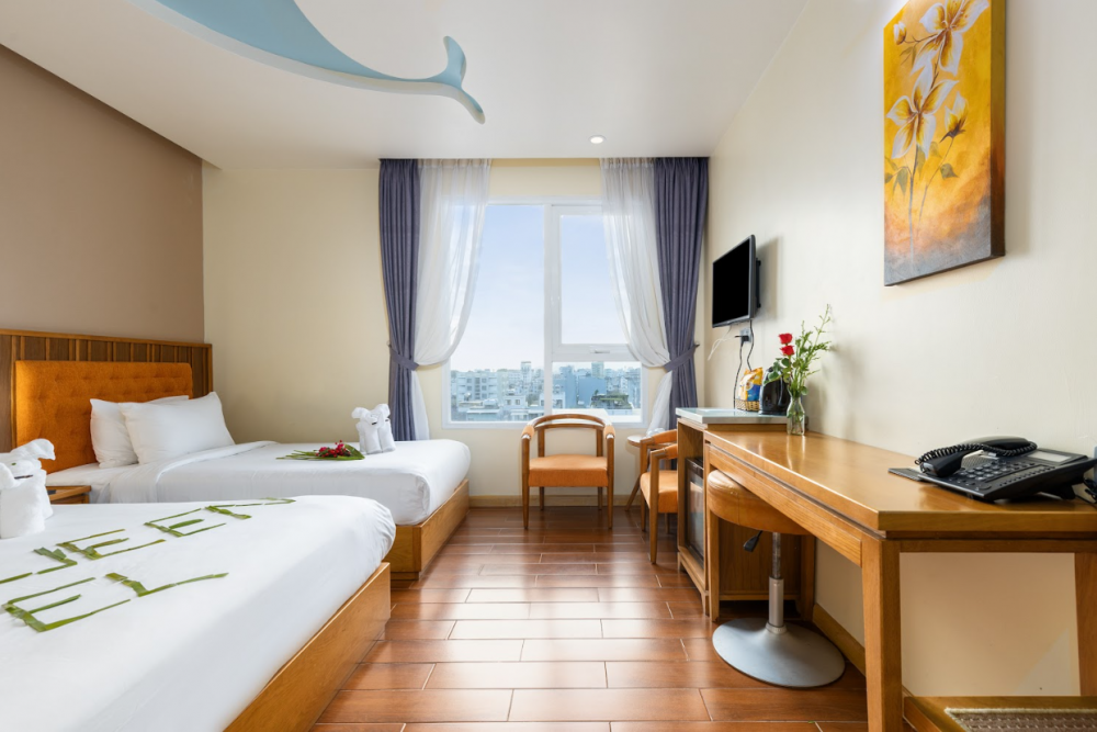 Family TRPL, Sea Queen Hotel 3*