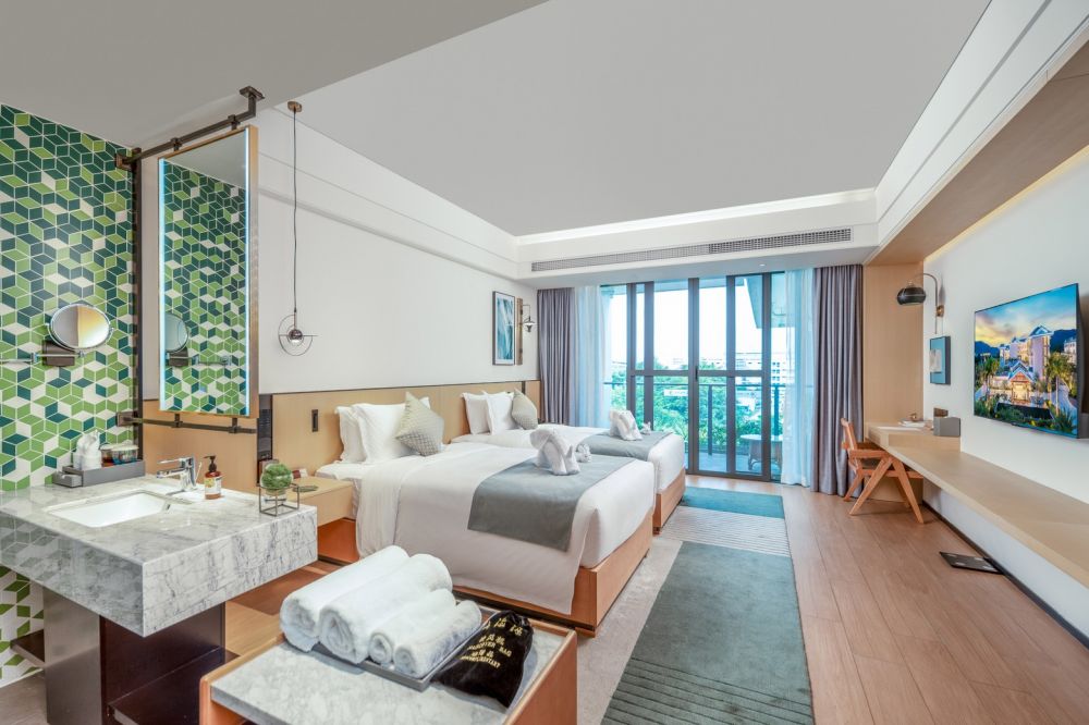 Mountain View (Sky Garden), Sanya Yalong Bay No.99 Suite Resort Hotel 4*