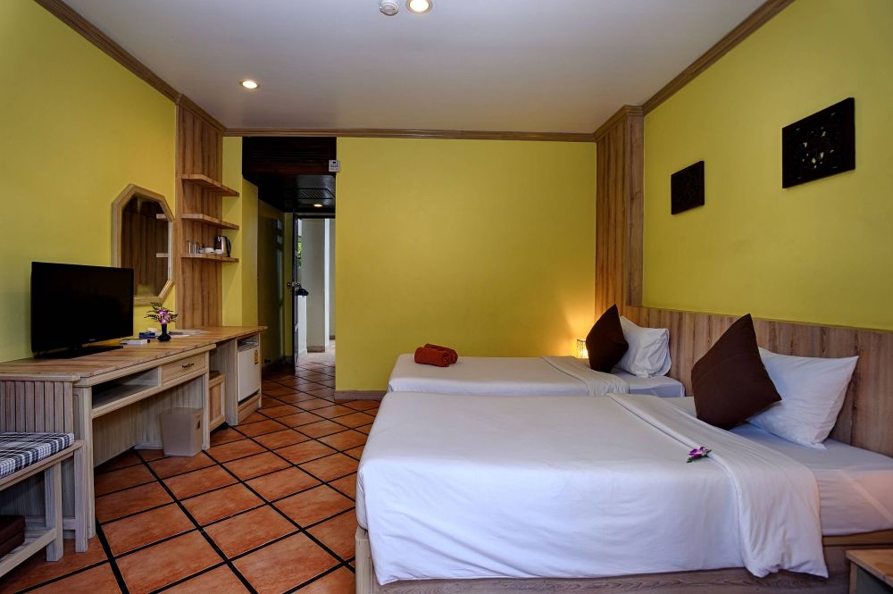 Superior Room, Phuket Island View 4*