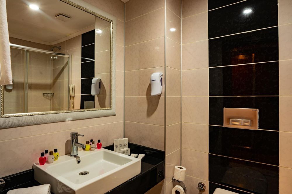 Family Large Room, Throne Beach Resort Hotel 5*