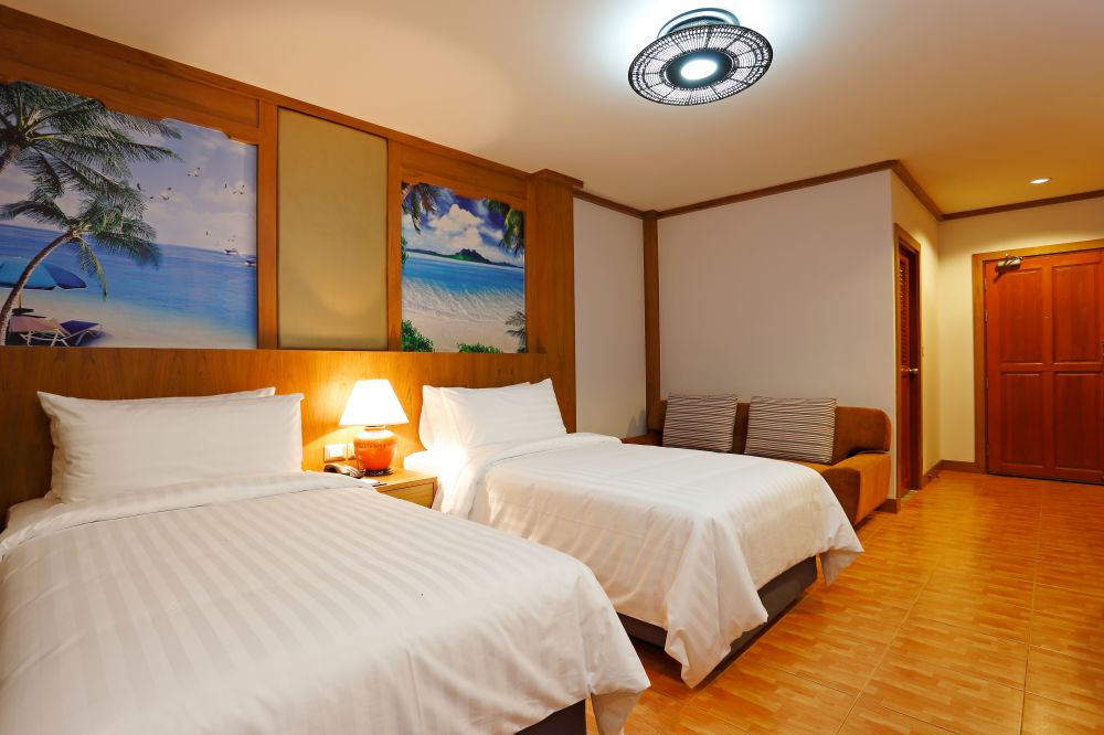 Deluxe Lagoon Room, Chabana Resort 4*