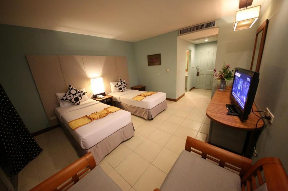 Superior GV/PV, The Green Park Resort 4*
