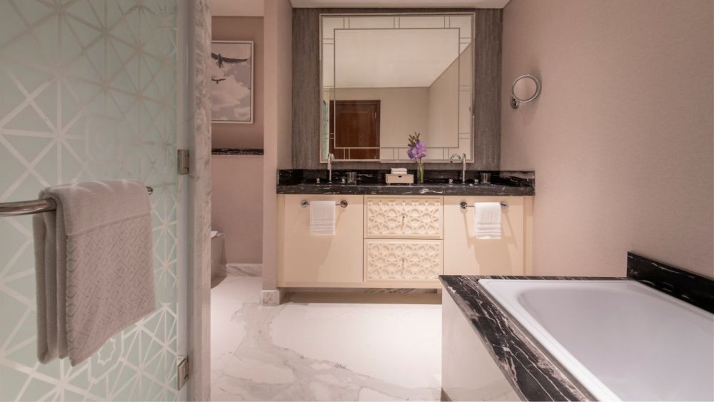 Royal Island Three-Bedroom Suite, The St. Regis Marsa Arabia Island, The Pearl Qatar 5*