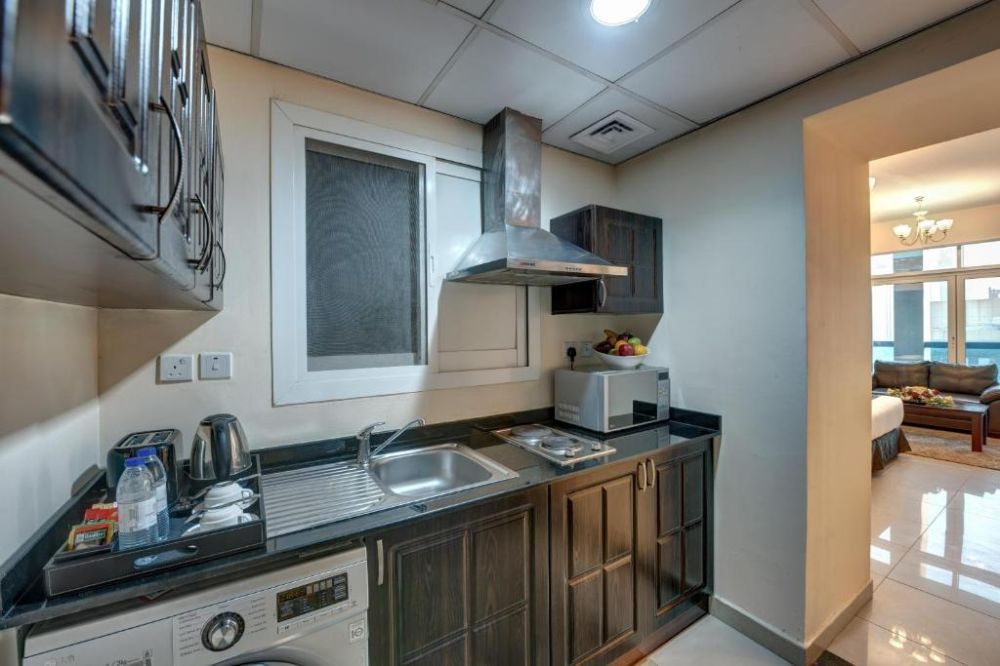 Studio Apartments, Sunday Mega Hotel Sheikh Zayed Road (ex. Emirates Grand Hotel) 4*
