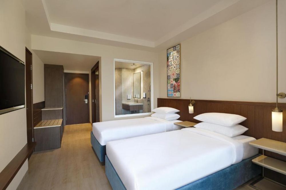 Deluxe, Fairfield By Marriott Calangute 4+
