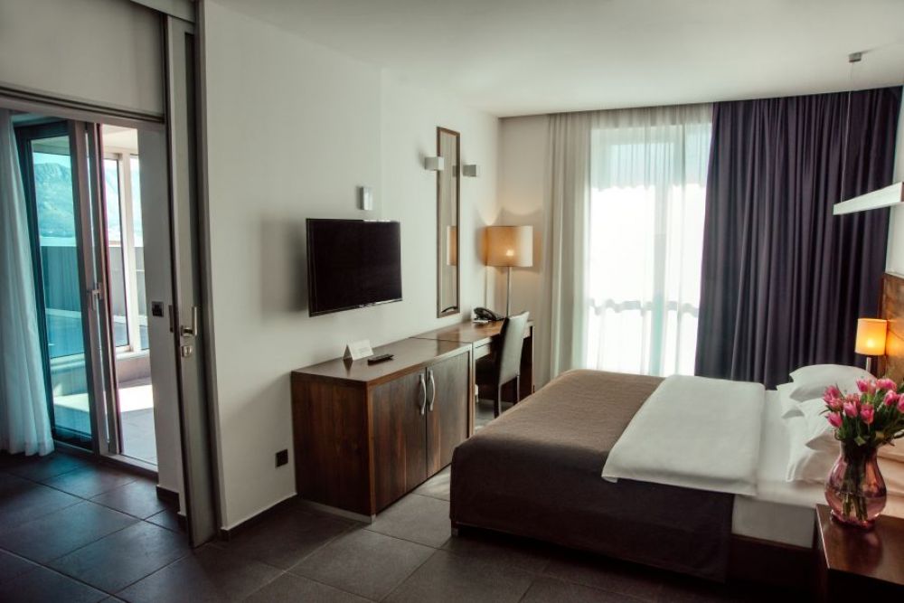 Superior Double sea side/Old Town, Avala Resort & Villas 4*