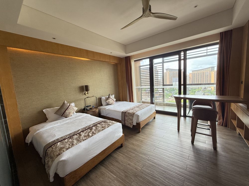 King Deluxe Room, Mangrove Tree Resort World Sanya Bay 5*