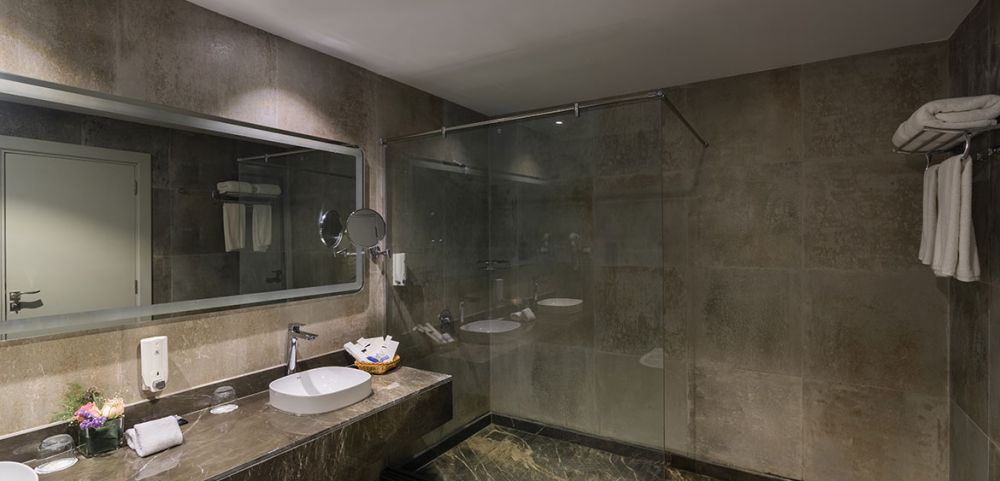 Executive Suite, Rhactus Hotel 4*