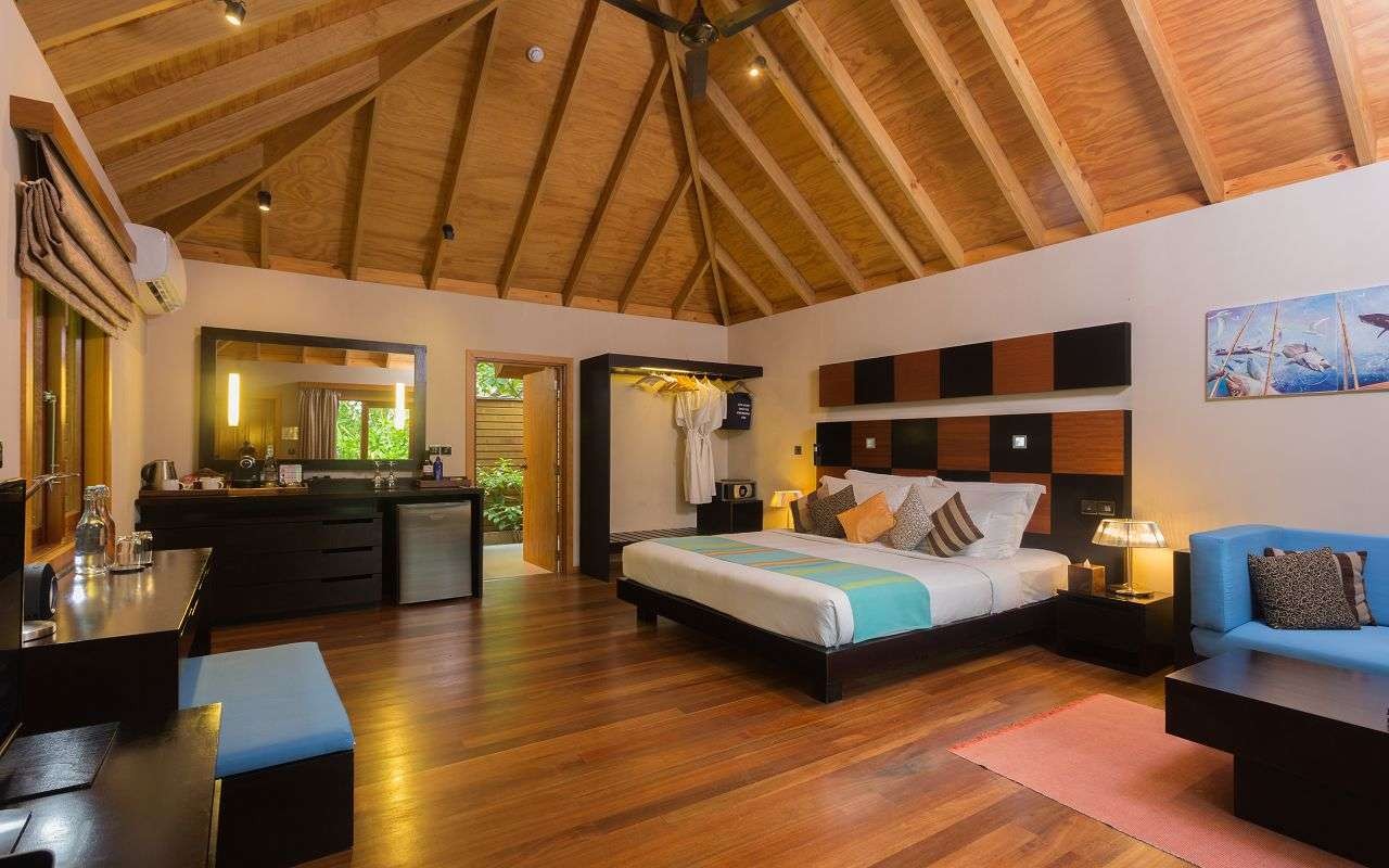 Beach Villa, Veligandu Island Resort 5*