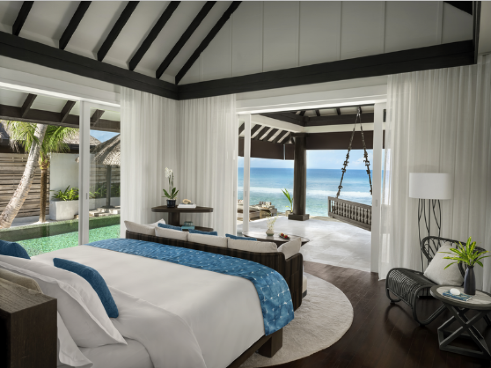 Ocean House With Pool, Naladhu Maldives 5*