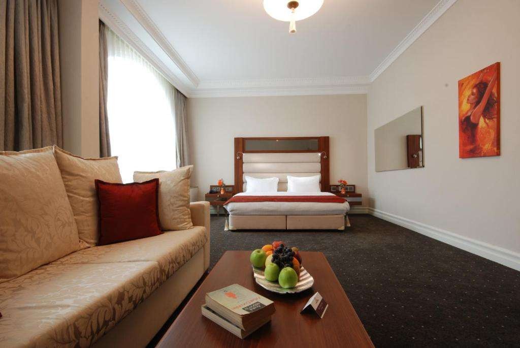 Luxe, Batumi World Palace 4*