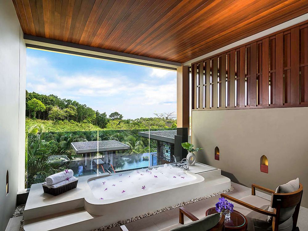 Premier Room Whirlpool Bath (King Bed), Avista Hideaway Phuket Patong Mgallery By Sofitel 5*