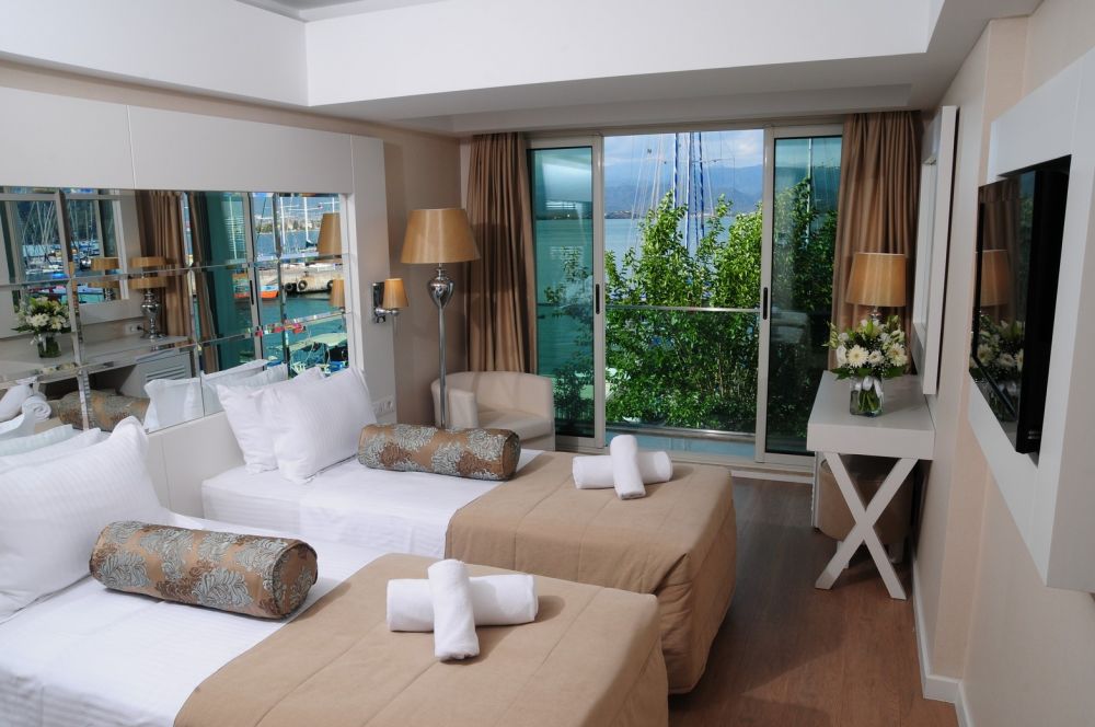 Standart/Standart SV, Alesta Yacht Hotel 