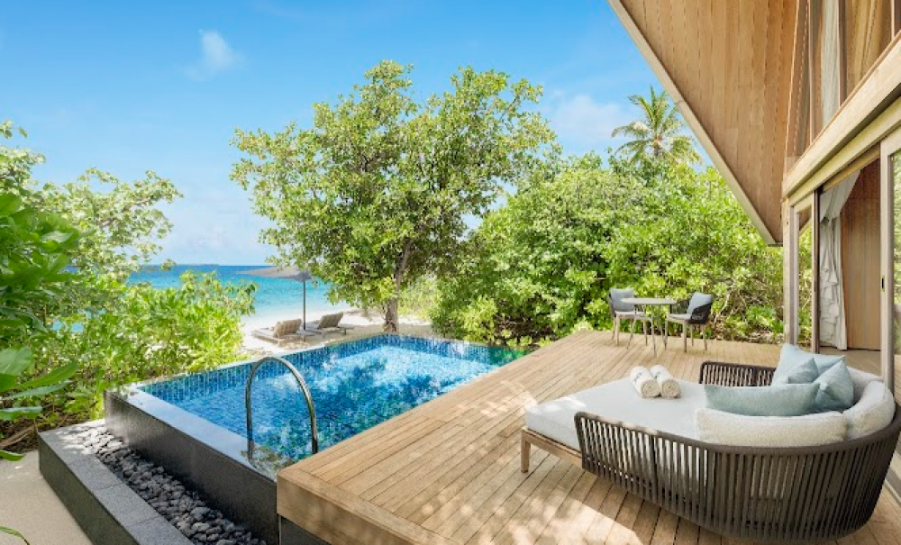 Beach Villa with Pool, The St. Regis Maldives 5*