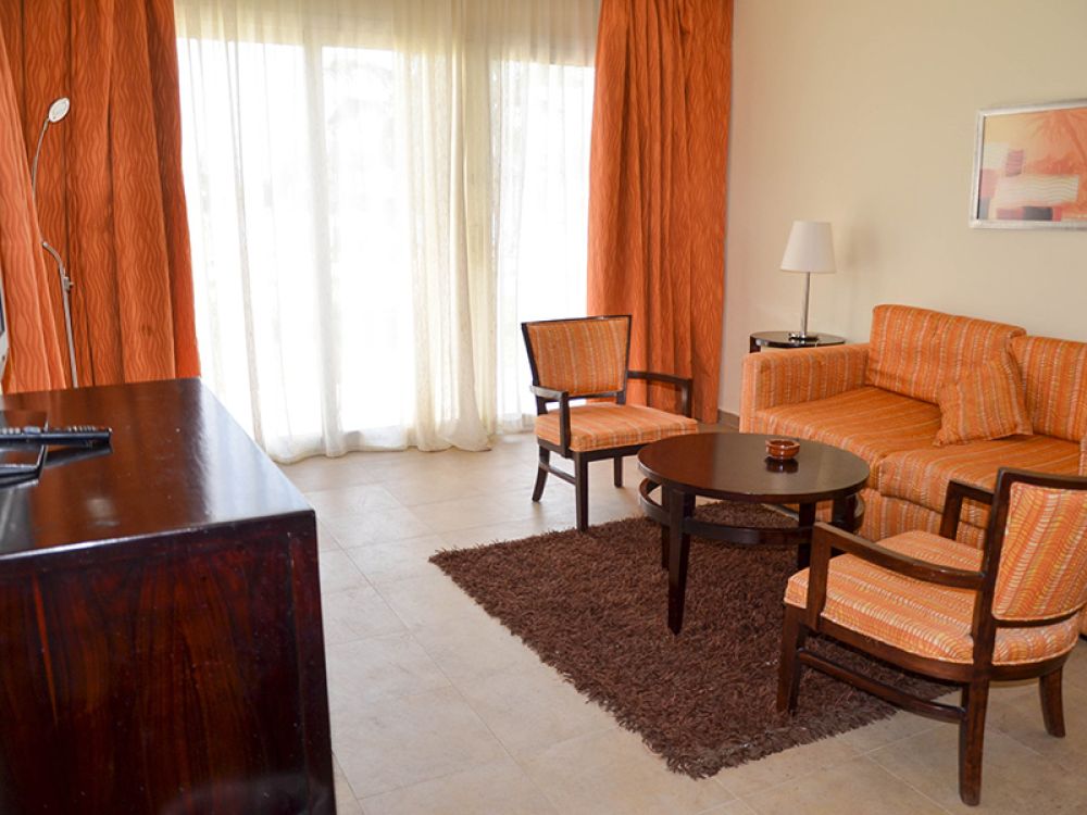 Mountainside King Deluxe Suite Pool view (ex.Family Deluxe Pool Room), Doubletree By Hilton Sharm Bay Resort Mountain Side 4*