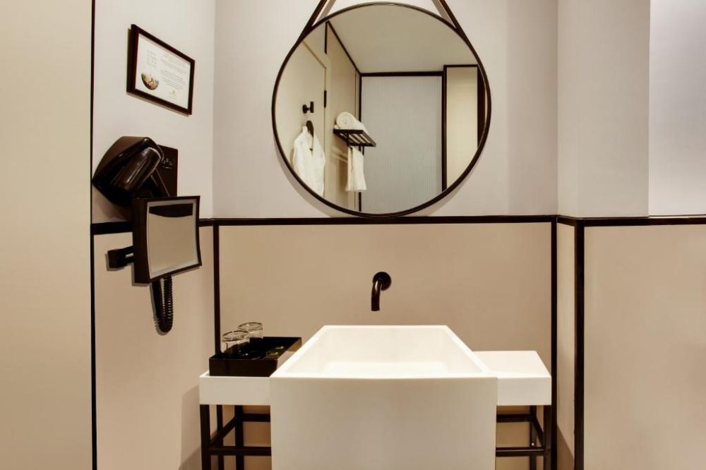 One Bedroom Suite, The District Hotel (ex. Lemon Tree Hotel Dubai) 4*