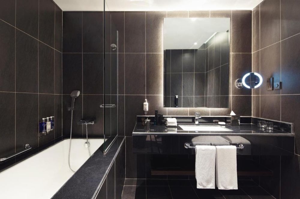 Superior Room, Dukes The Palm Dubai Hotel 5*