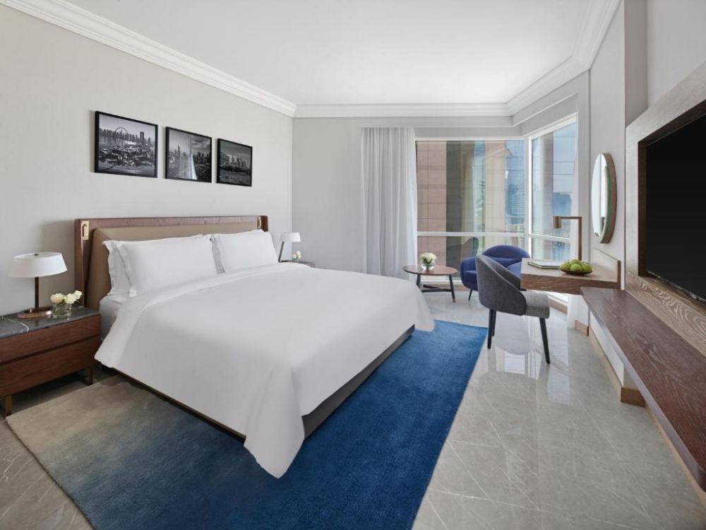 Fairmont Gold / Deluxe Skyline View King, Fairmont Dubai 5*
