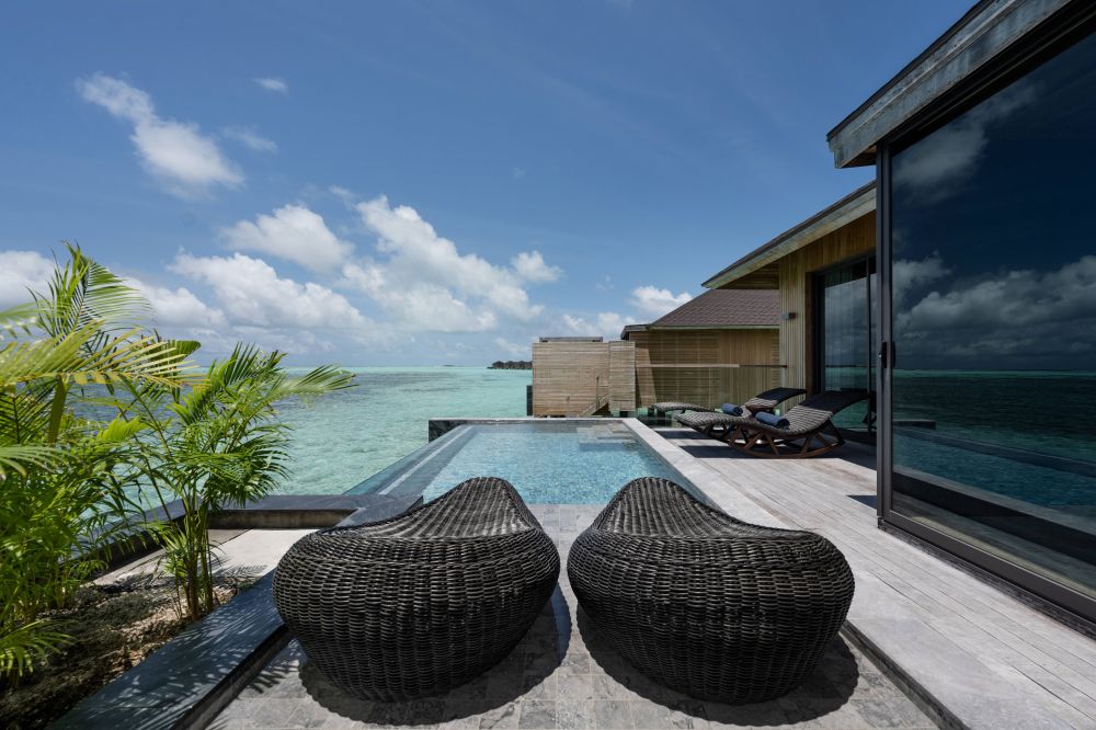 Aqua Pool Villa Sunrise View/ Sunset View, Madifushi Private Island 5*