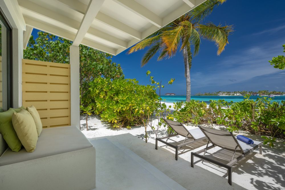 Beach Villa, OBLU Xpereince Ailafushi 4*
