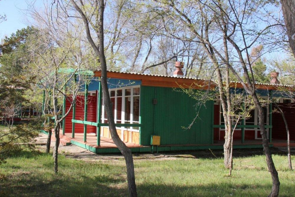 Деревянный коттедж улучшенный 2,3,4-х местный, Ала - Тоо Пансионат 