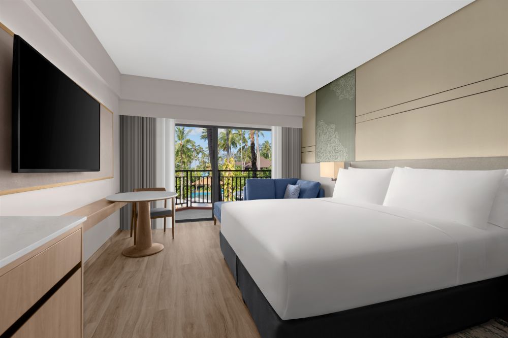 Premier Guest Room Pool View, Courtyard by Marriott Phuket, Patong Beach Resort (ex.Patong Merlin Hotel) 5*