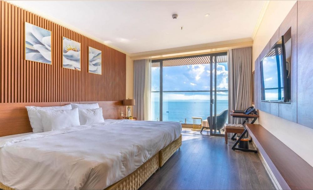 Premier Ocean View, La Vague Hotel 3*