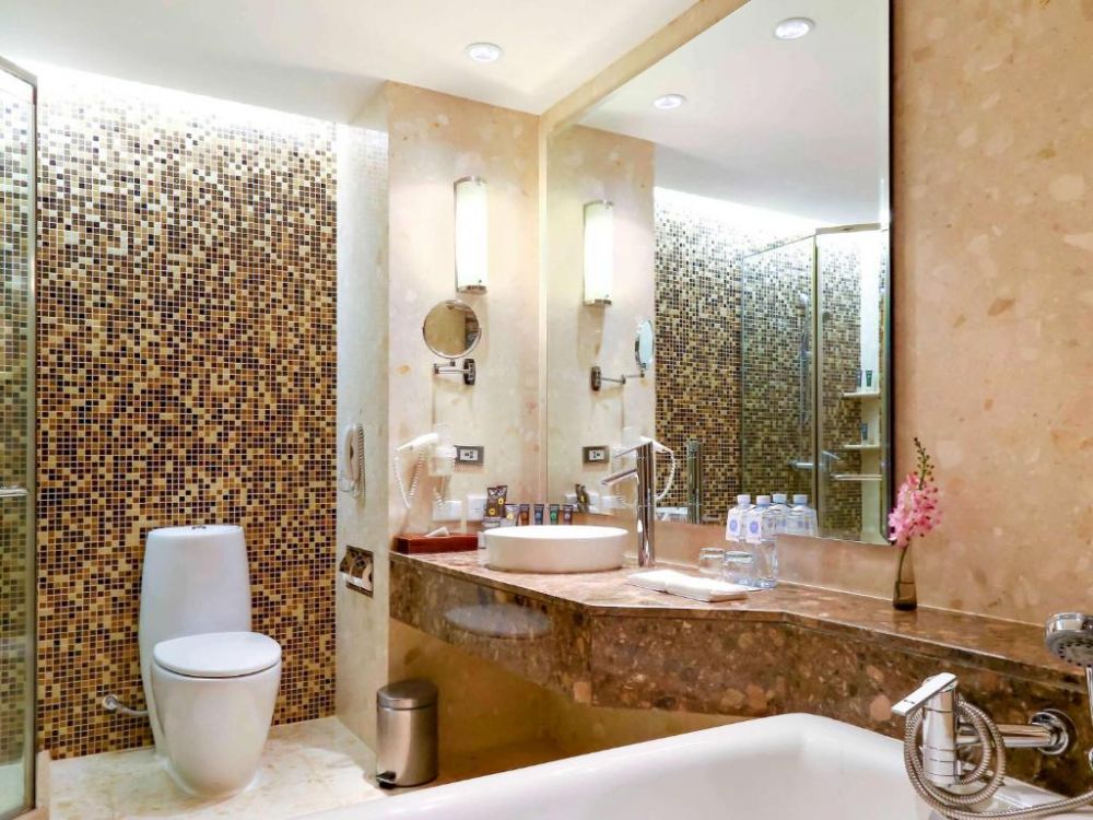 Junior Suite, Hyatt Regency Bangkok Suvarnabhumi Airport (ex. Novotel Suvarnabhumi Airport) 4*