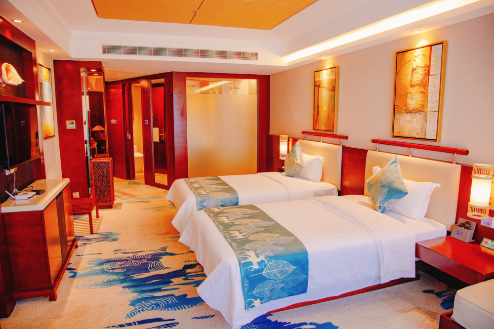 Luxury OV/ Luxury OV Family, Sanya Marina Sea View Hotel (ex.Marina Spa Hotel Sanya) 4*