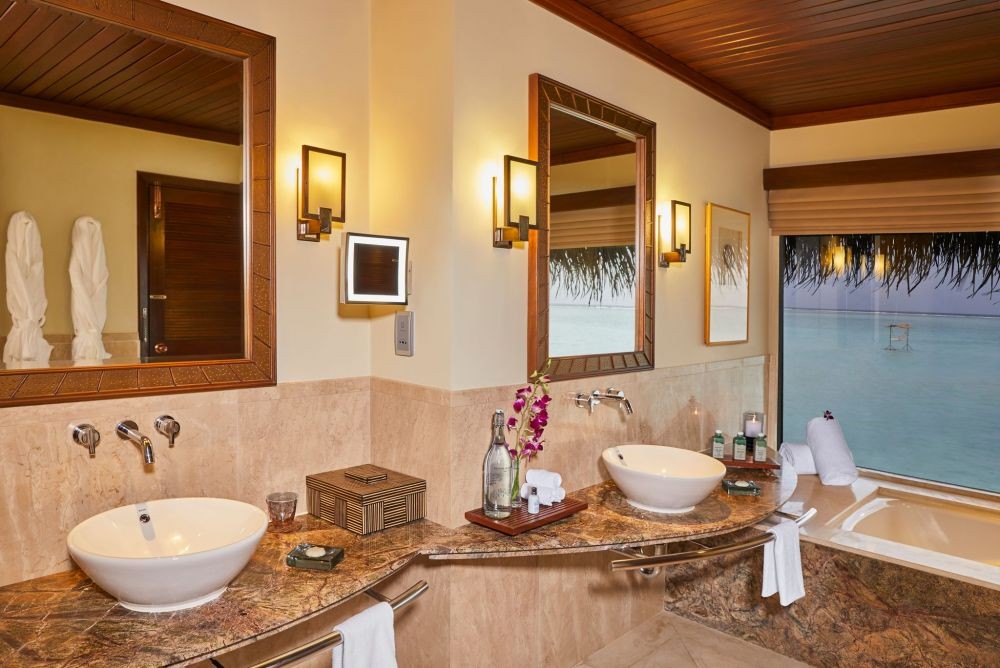 Sunrise Overwater Villa, Taj Exotica Resort & Spa 5*