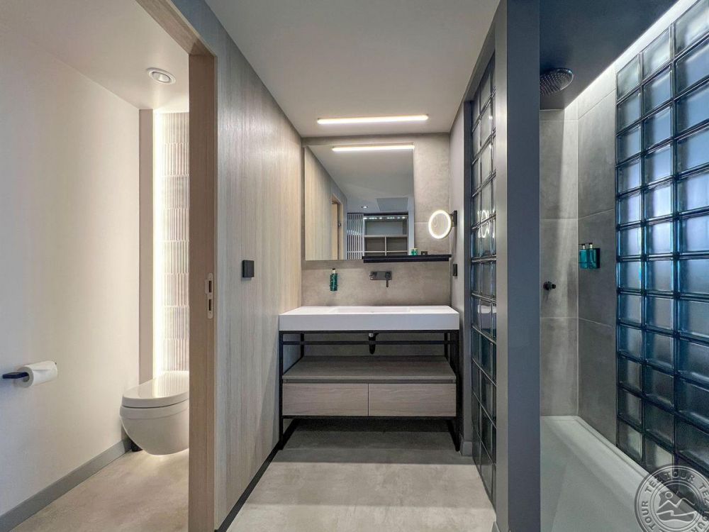Deluxe, Grifid Hotel Noa 5*