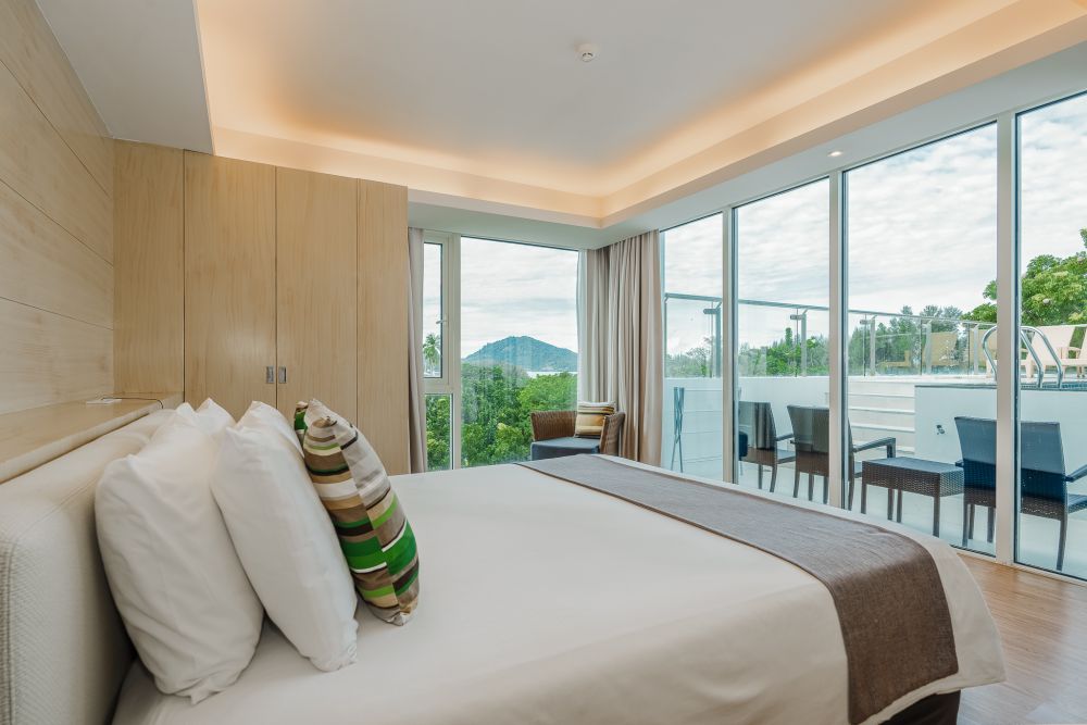 3 Bedroom Penthouse Pool Suite with Kitchen, Splash Beach Resort Maikhao Phuket 5*