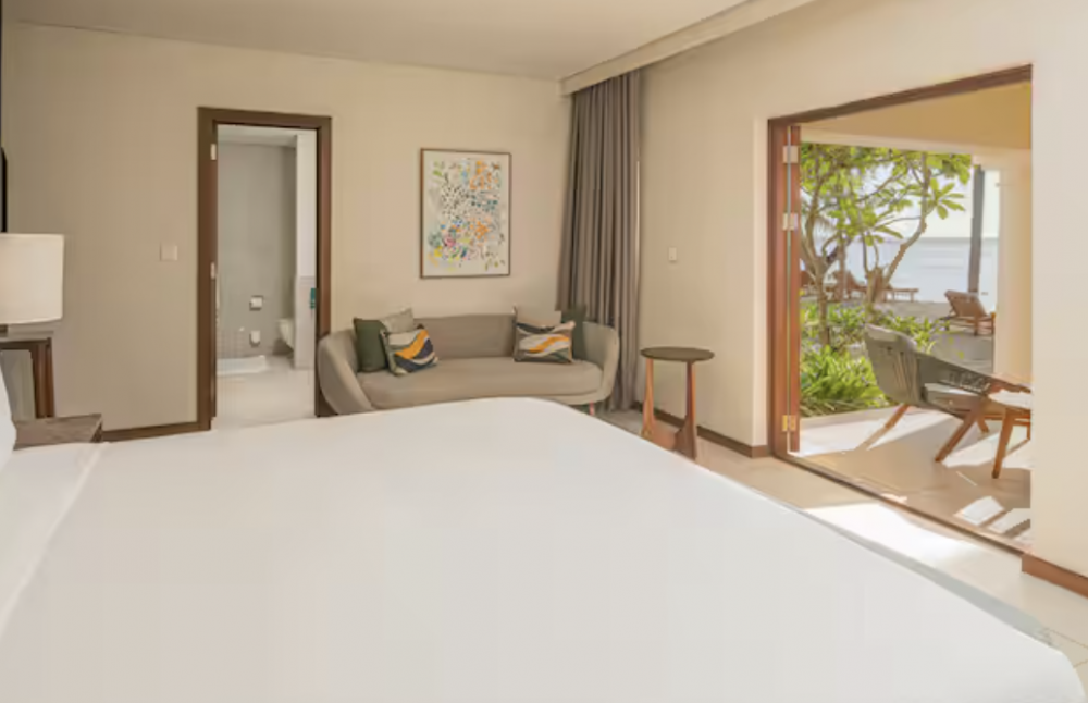 Beachfront Room, Hilton Mauritius Resort & SPA 5*