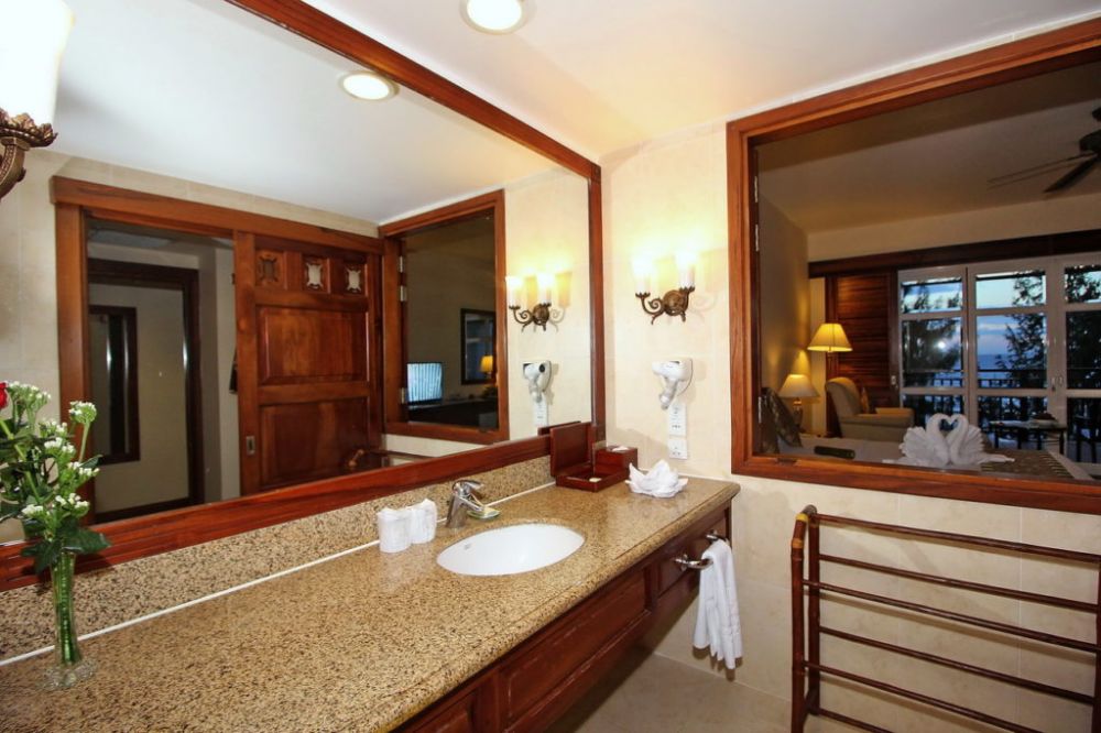 Premier Deluxe Room CV/ GV/ SV, Novela Resort & Spa 4*