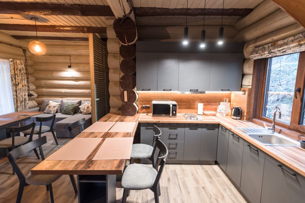 Three-room Cottage with Terrace and Balcony (Kotovo 3 Cottage), Озеро Vita 