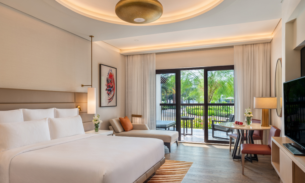 Classic GV, Intercontinental Fujairah Resort 5*
