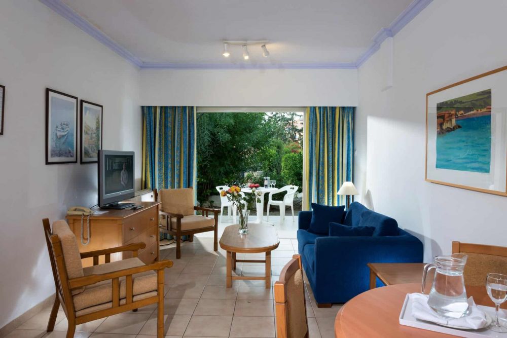 Two-Bedroom Apartment, Paphos Gardens Hotel 3*