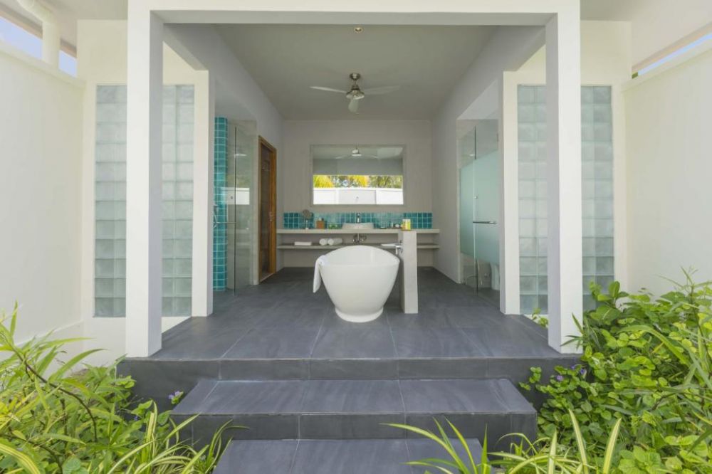 Beach Villa, Niva Dhigali Maldives (ex. Dhigali Maldives) 5*
