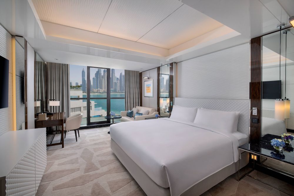 Imperial Two Bedroom Suite, Hilton Dubai Palm Jumeirah 5*