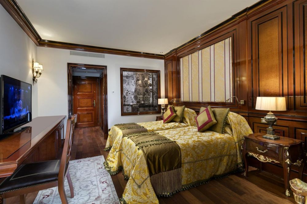 Classic Room, Titanic Mardan Palace 5*