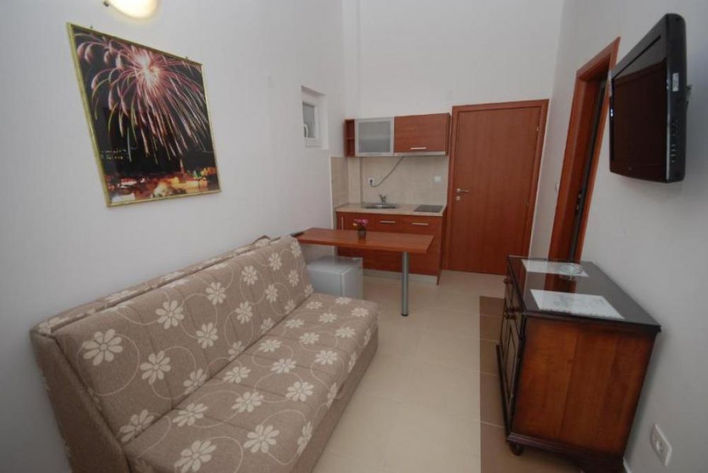 Quadruple, Pansion Anita 3*