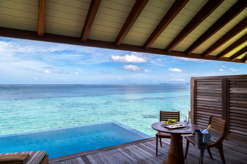 Sunrise / Sunset Water Pool Villa, The Residence Maldives at Dhigurah 5*