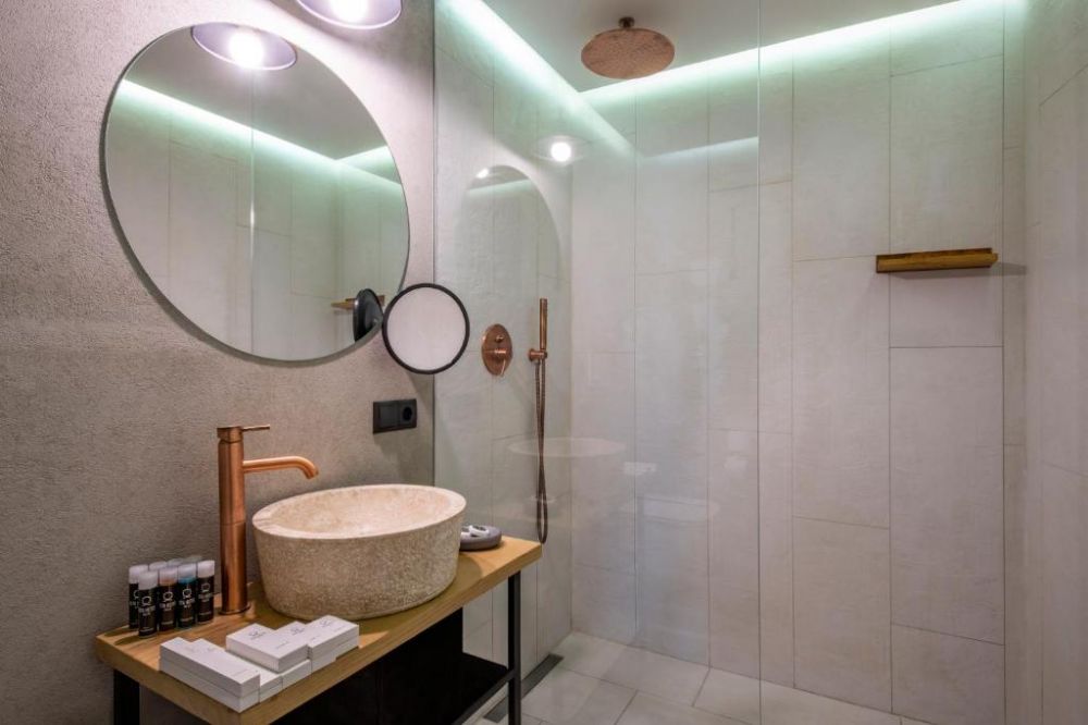 Cozy, Iota 5*