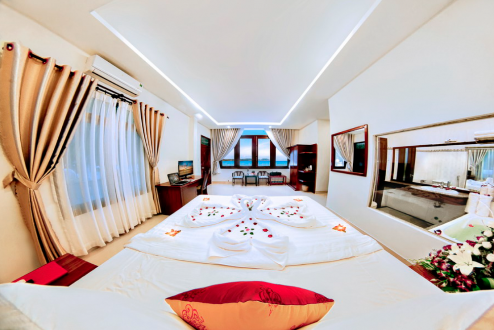 Suite, GM Doc Let Beach Resort & Spa 4*
