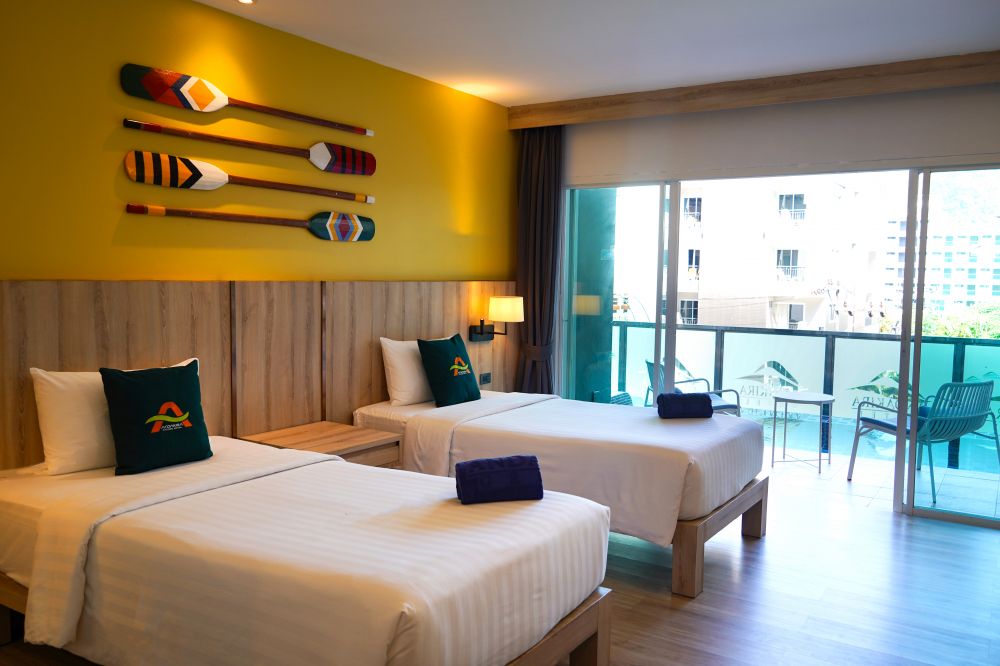 Deluxe Pool Access, Andakira Hotel 4*
