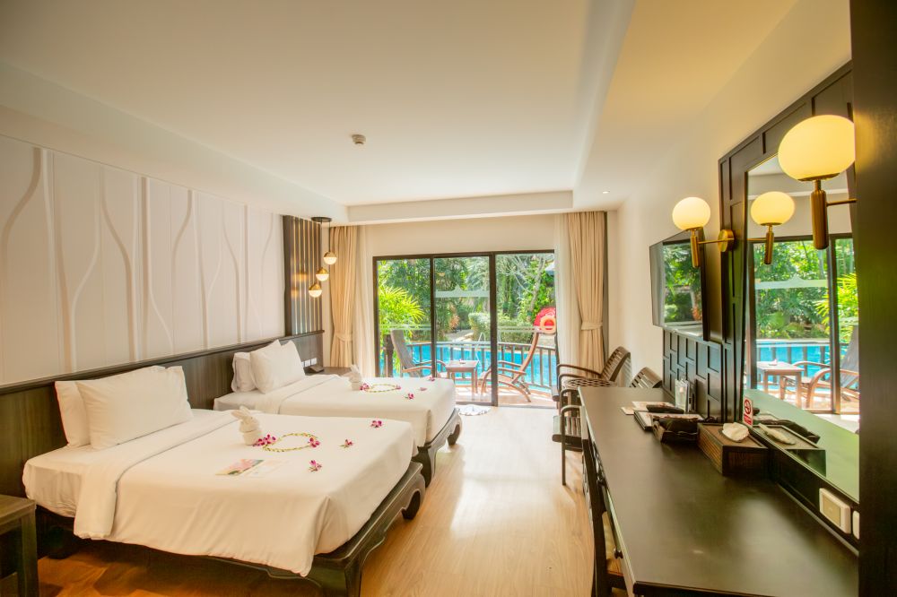 Grand Deluxe Pool Access, Nipa Resort 4*