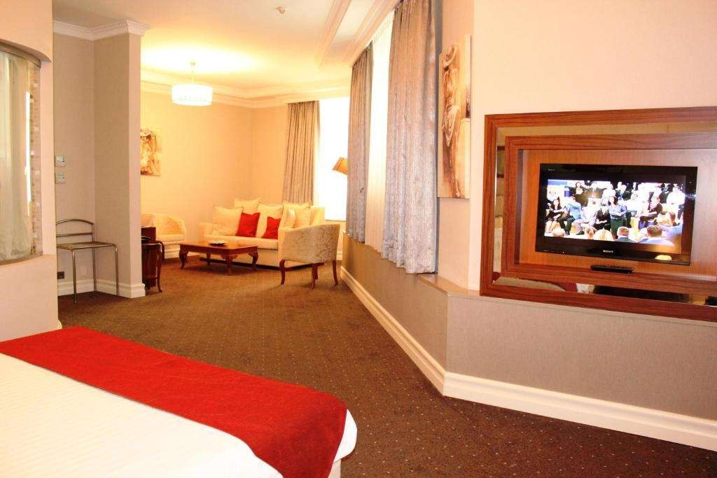 Deluxe, Batumi World Palace 4*