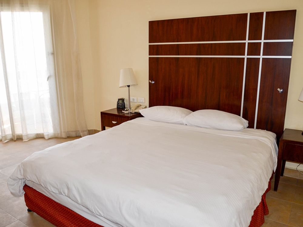 Standard Room, Doubletree By Hilton Sharm Bay Resort Mountain Side 4*
